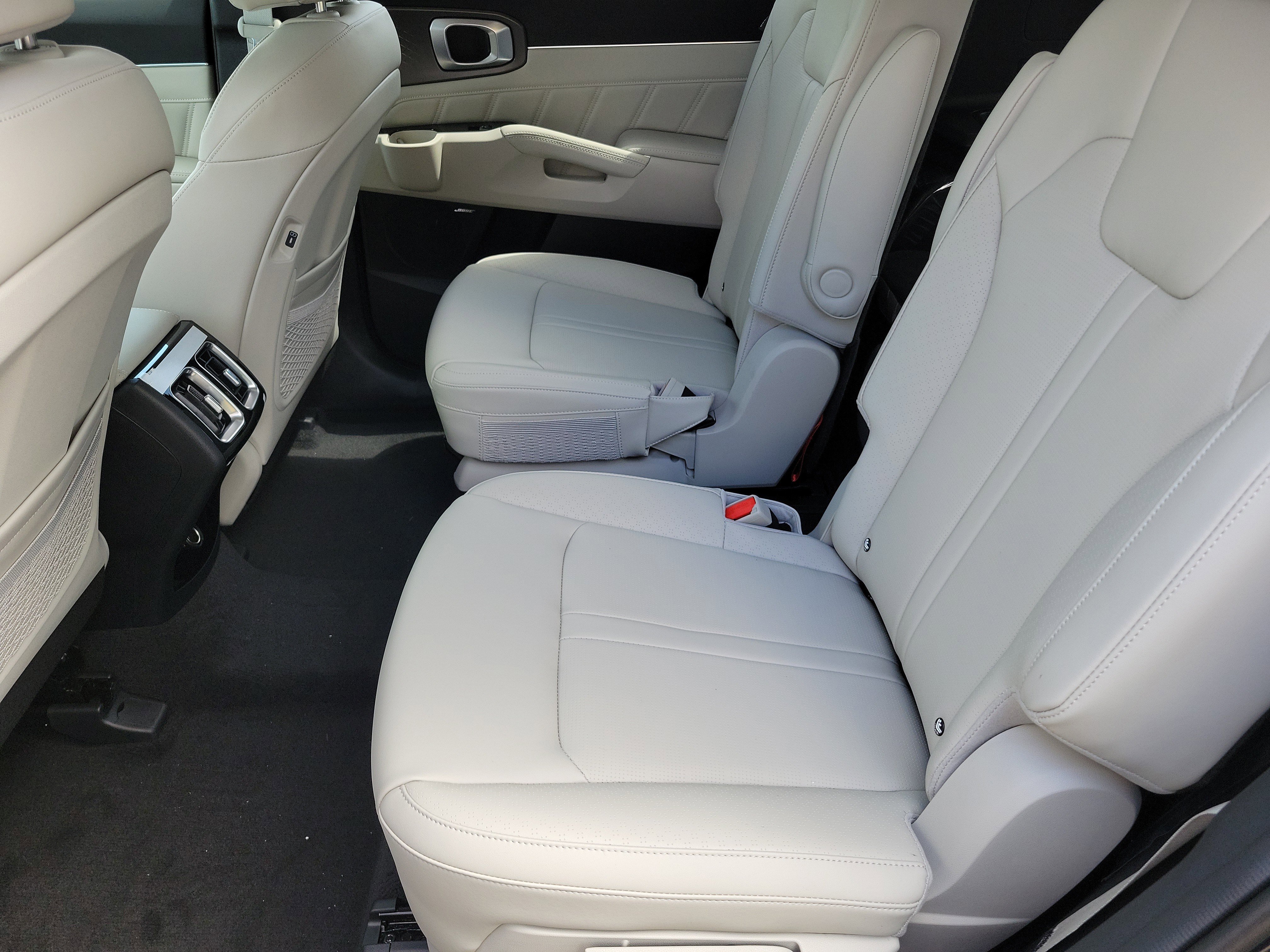 New 2026 Kia Sorento SX FWD image 6