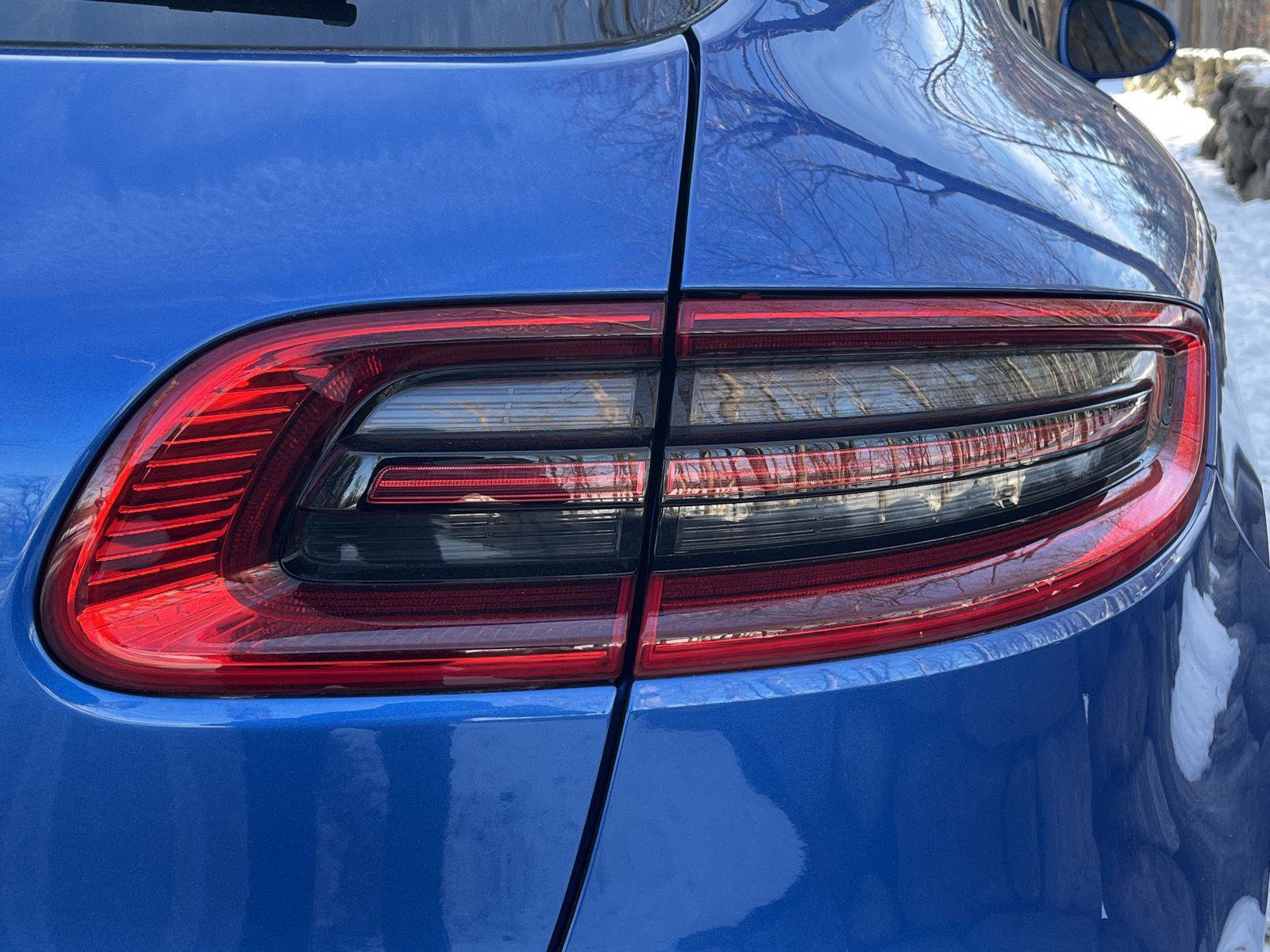 Used 2017 Porsche Macan S image 30