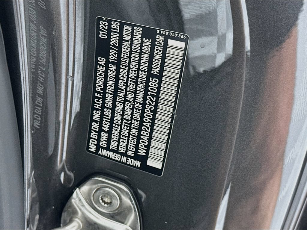 Certified 2023 Porsche 911 Carrera 4S AWD/4WD image 33