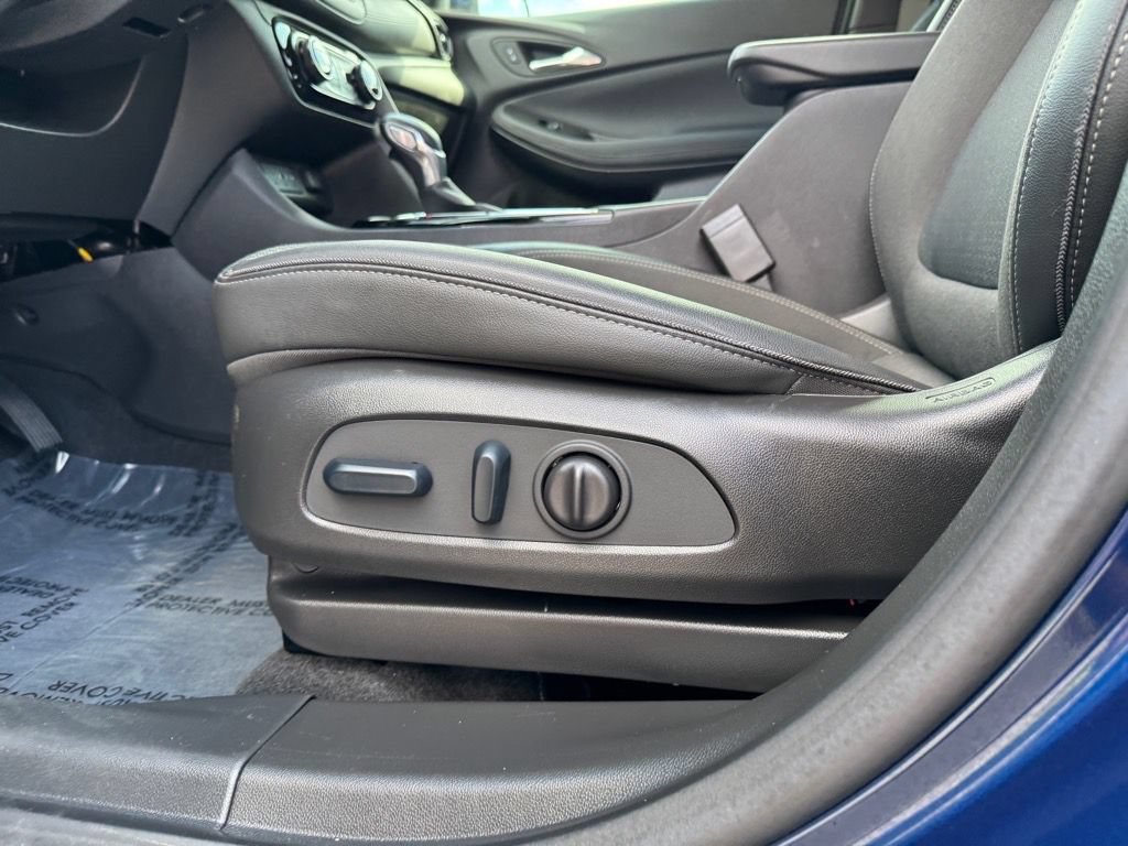 Used 2023 Buick Encore GX Select FWD image 15