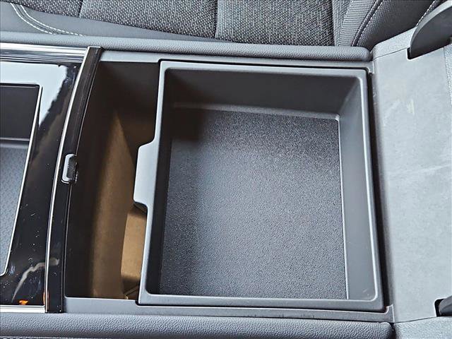 New 2026 Chevrolet Traverse LT w/ Sun and Wheel Package image 12