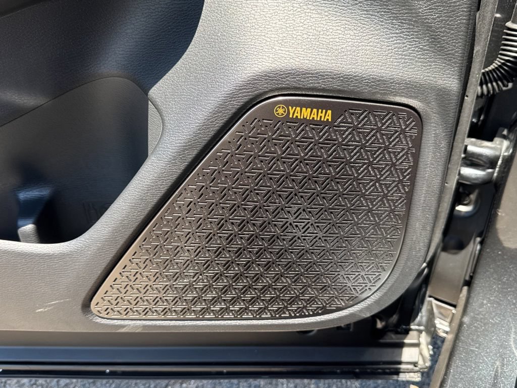 New 2026 Mitsubishi Outlander SEL FWD image 36