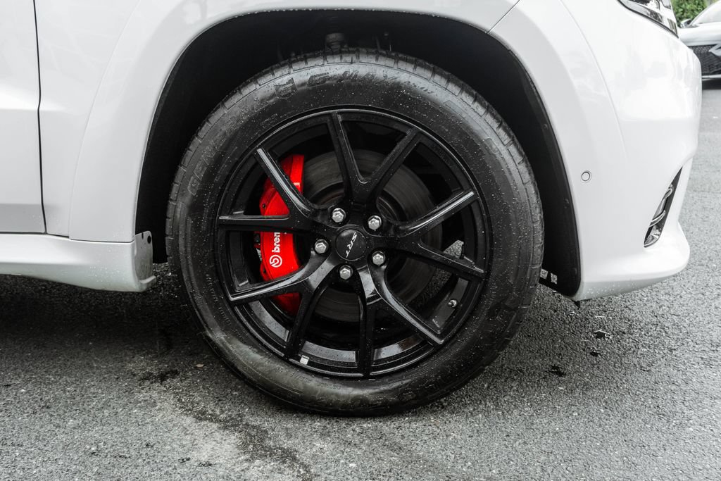 Used 2020 Jeep Grand Cherokee SRT w/ Trailer Tow Group IV AWD/4WD image 5