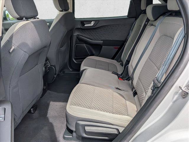 Used 2020 Ford Escape SE FWD image 18