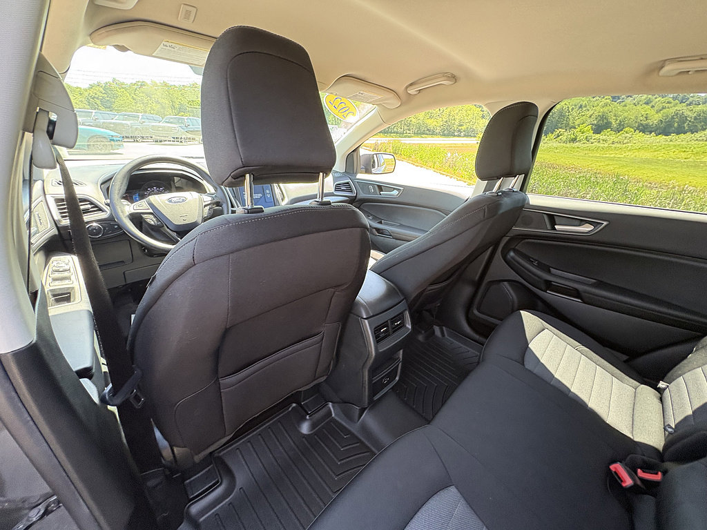 Used 2022 Ford Edge SE AWD/4WD image 18