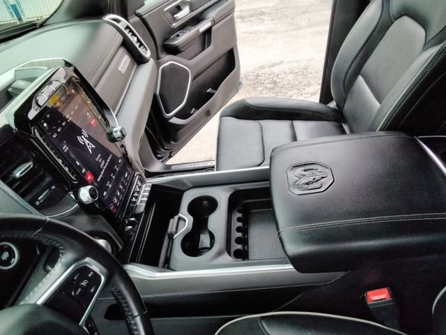 Used 2021 RAM 1500 Laramie w/ Sport Appearance Package AWD/4WD image 23