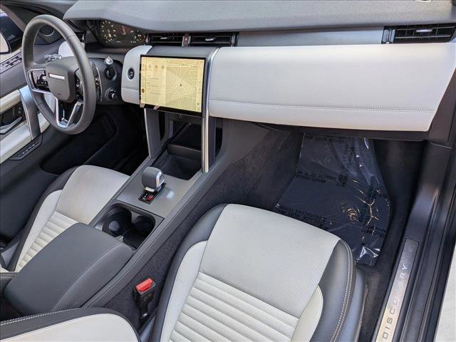 Certified 2024 Land Rover Discovery Sport Dynamic SE image 22