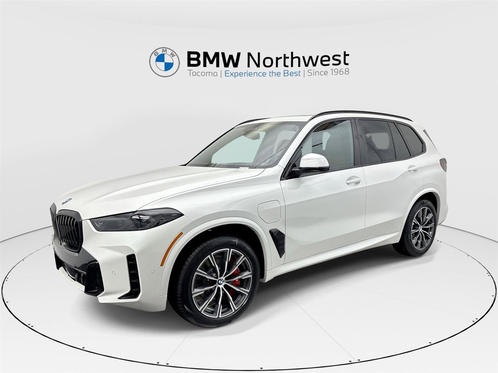 New 2026 BMW X5 xDrive50e w/ Executive Package
