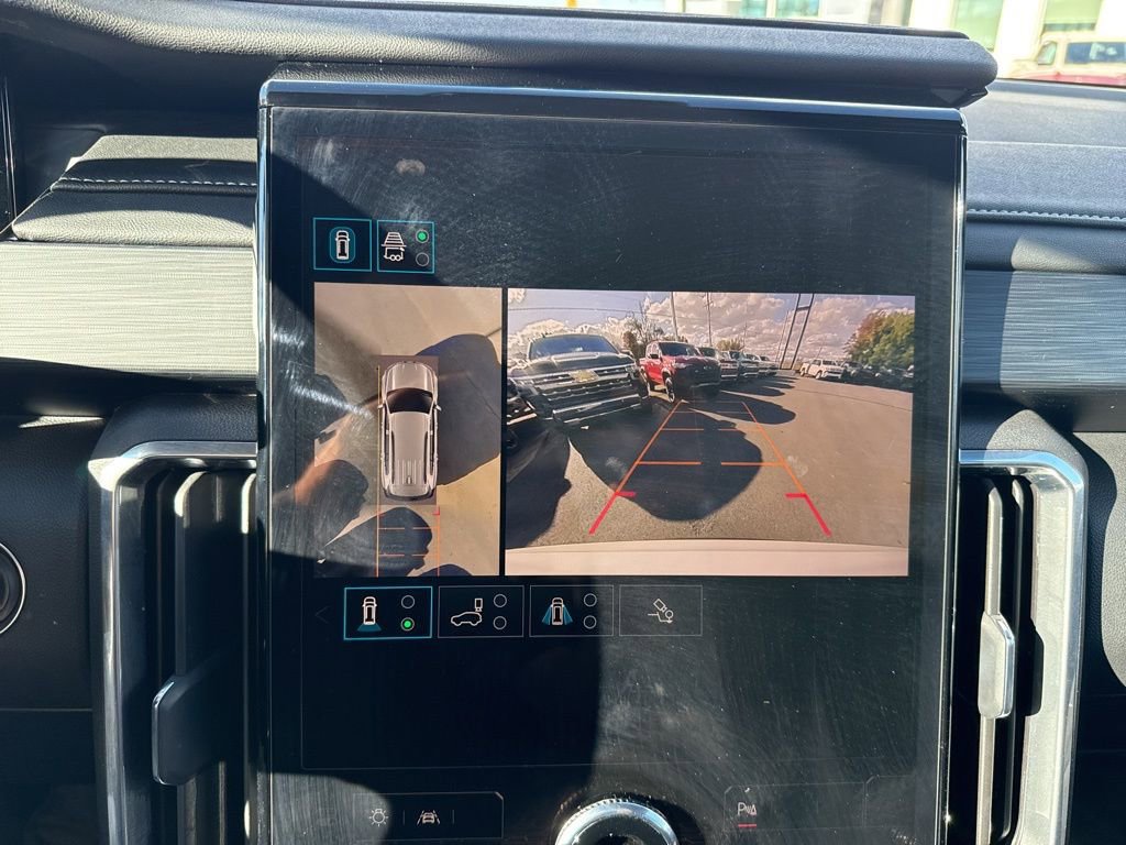 Used 2025 GMC Acadia Elevation FWD image 21