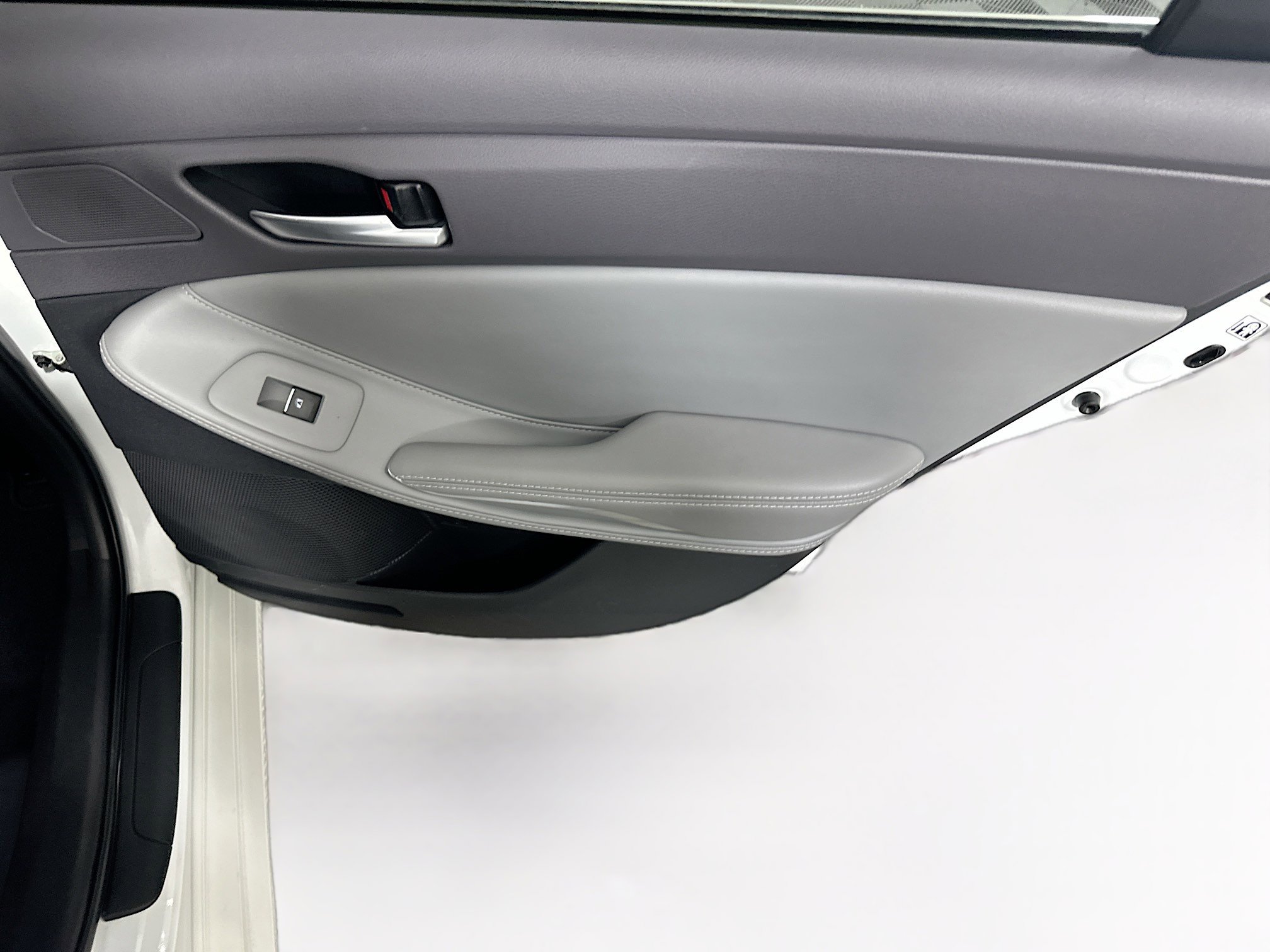 Used 2019 Toyota Avalon XLE w/ Moonroof Package FWD image 29