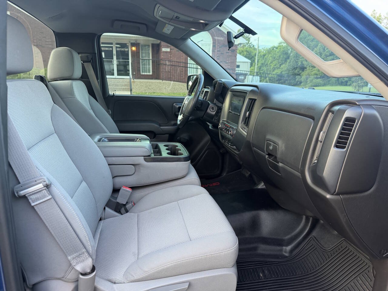 Used 2016 GMC Sierra 1500 2WD Regular Cab image 16