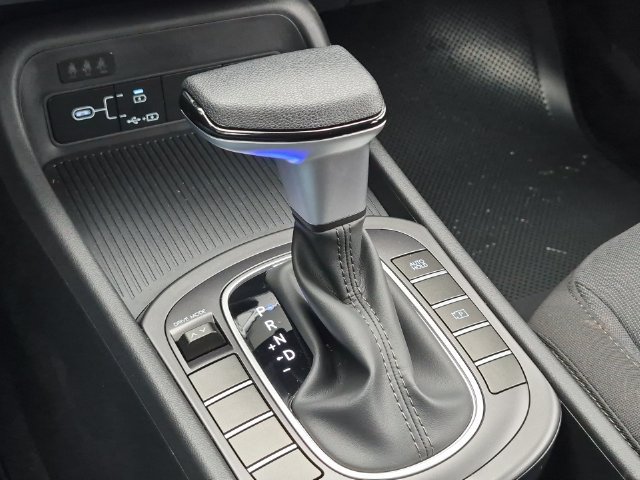Used 2026 Hyundai Kona SE FWD image 38