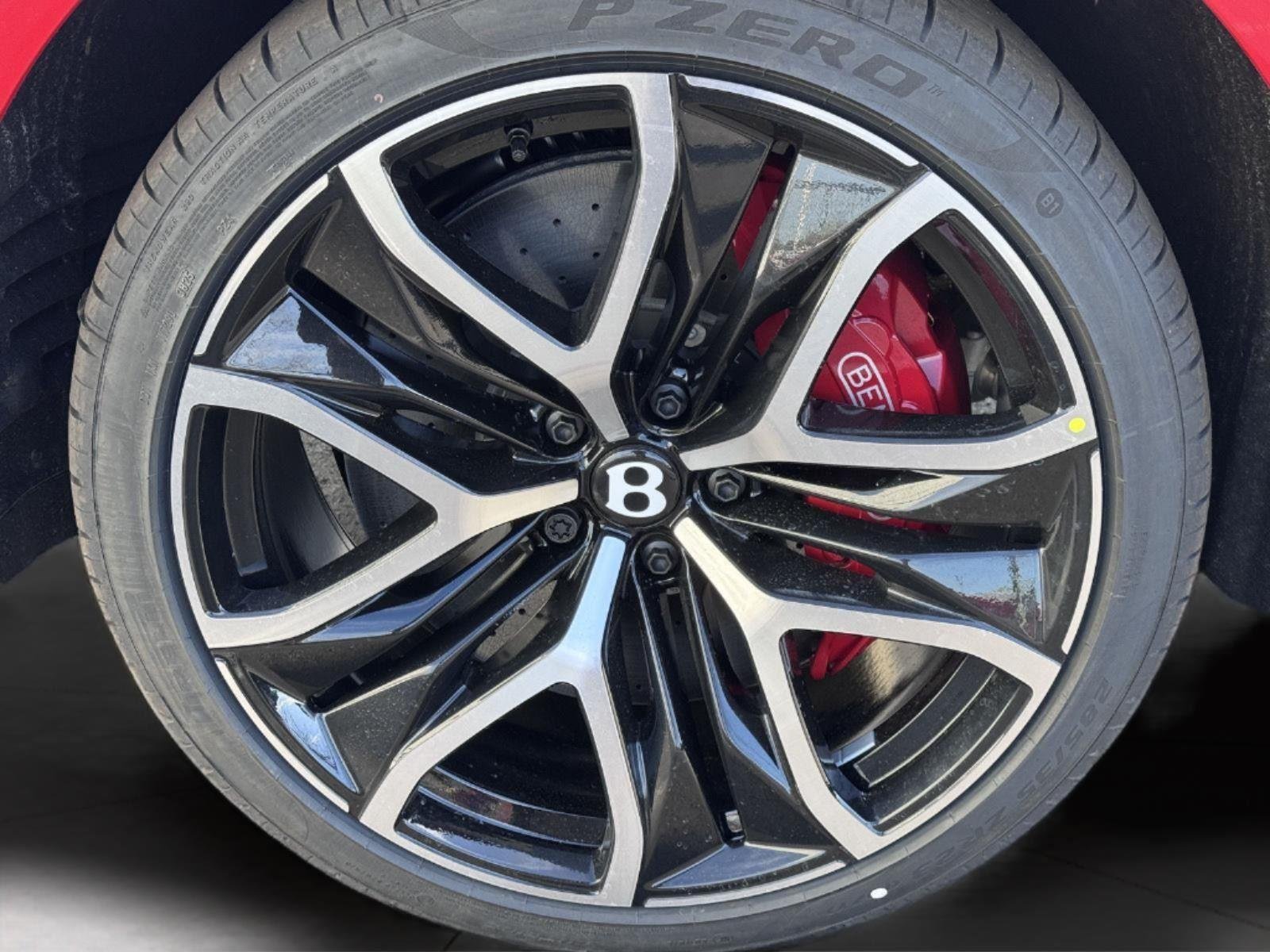 New 2026 Bentley Bentayga Speed AWD/4WD image 6