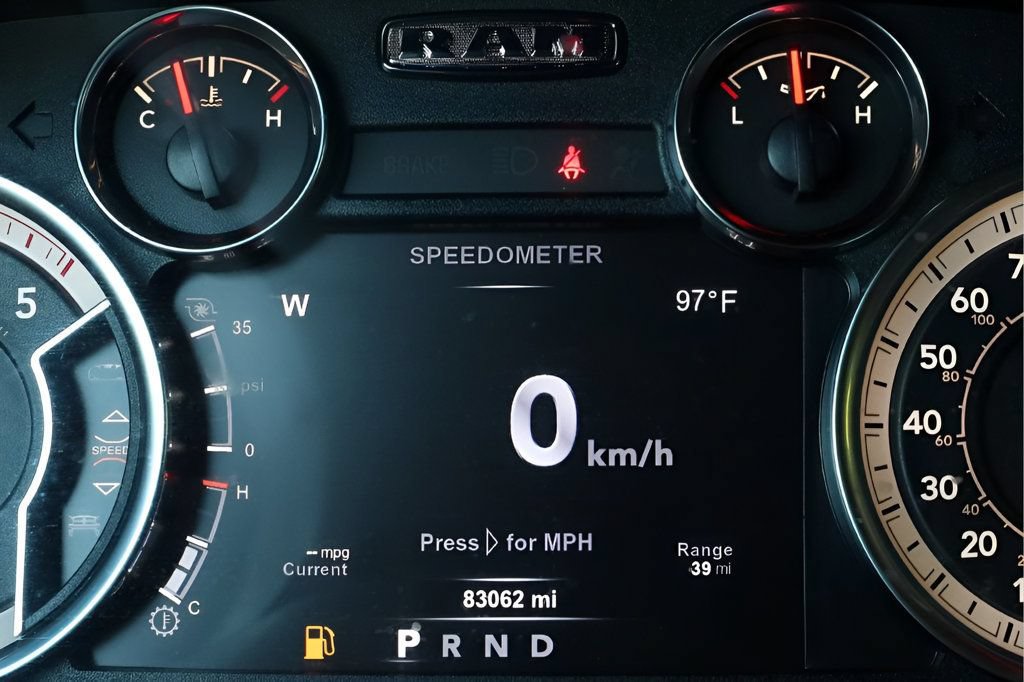 Used 2018 RAM 2500 Laramie w/ Sport Appearance Group AWD/4WD image 33