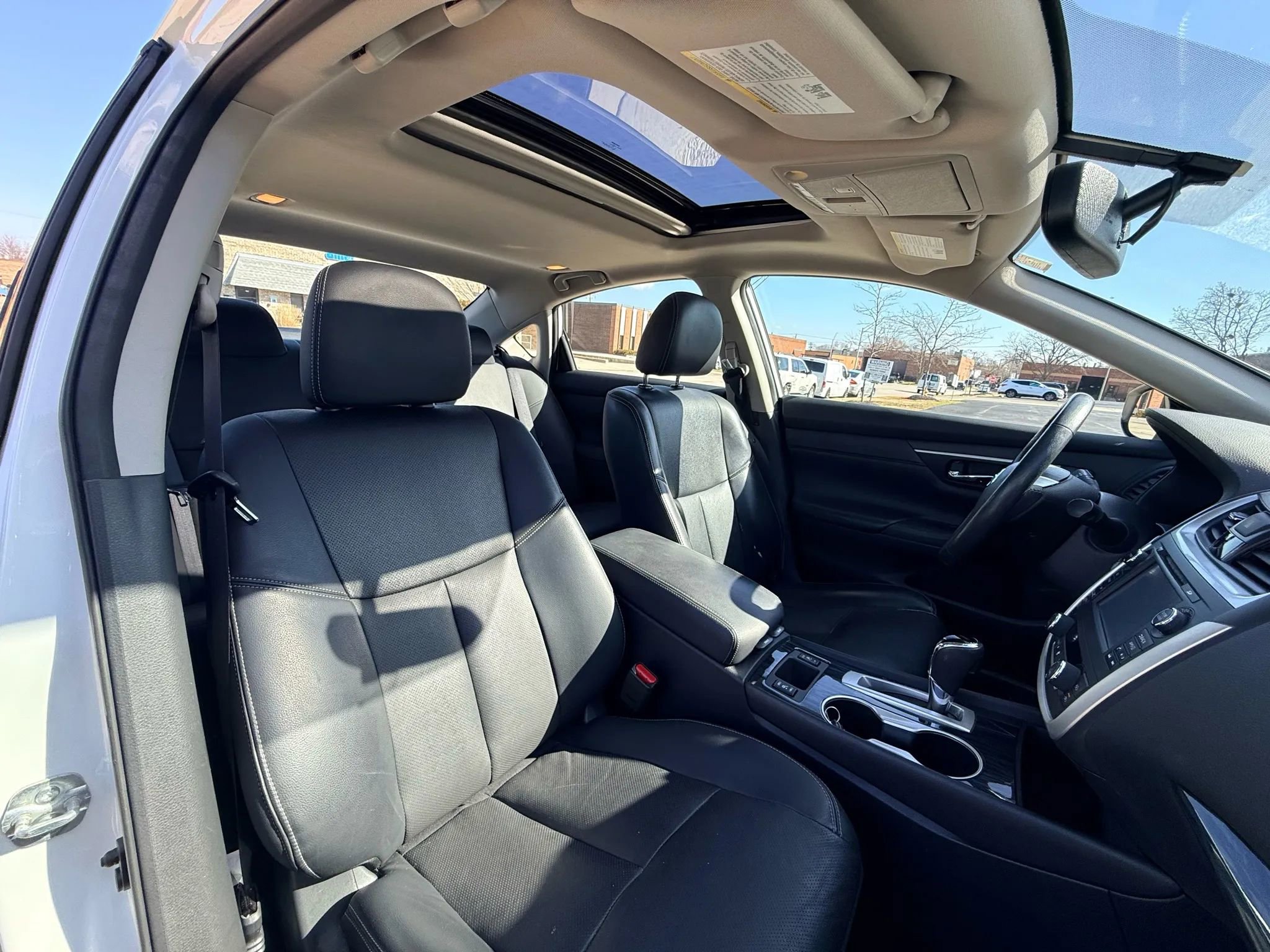 Used 2017 Nissan Altima 2.5 SL w/ 2.5 Technology Package image 23