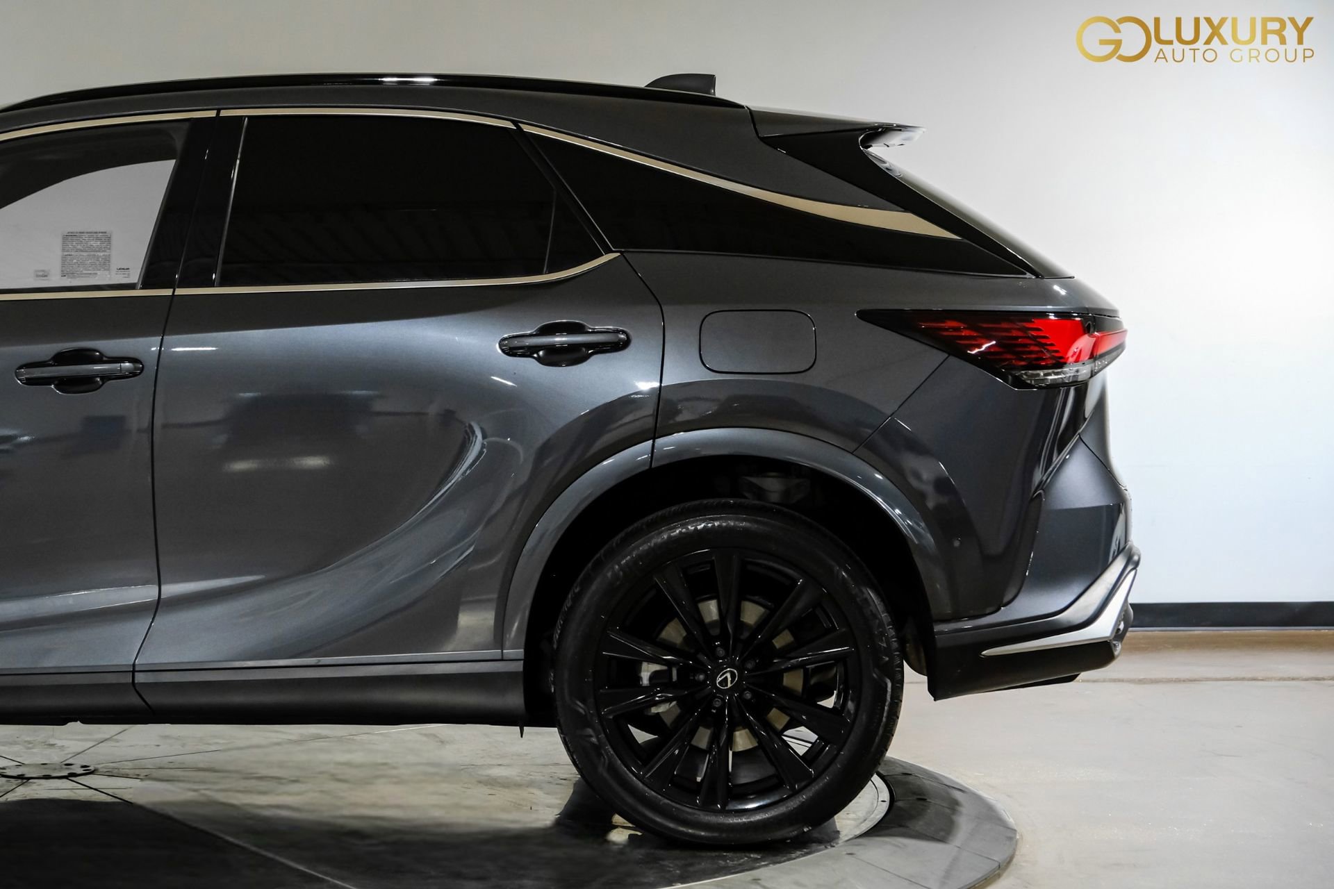 Used 2024 Lexus RX 350 F Sport w/ Convenience Package AWD/4WD image 15