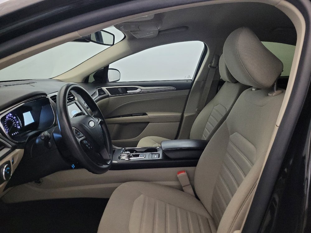 Used 2020 Ford Fusion SE w/ Fleet SE Value Package FWD image 17