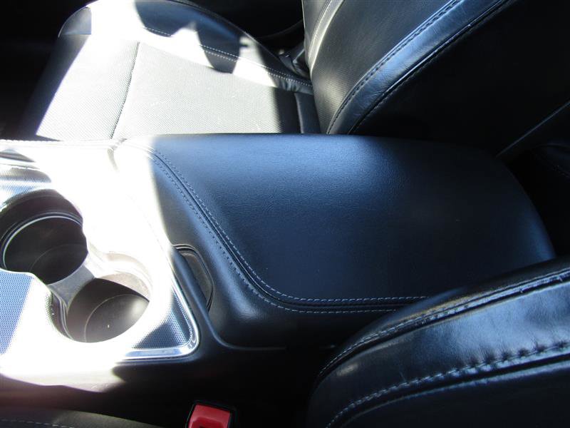 Used 2015 Dodge Challenger SXT Plus w/ Driver Convenience Group image 23