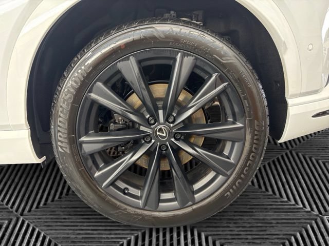 Used 2025 Lexus RX 500h F Sport w/ Convenience Package AWD/4WD image 32
