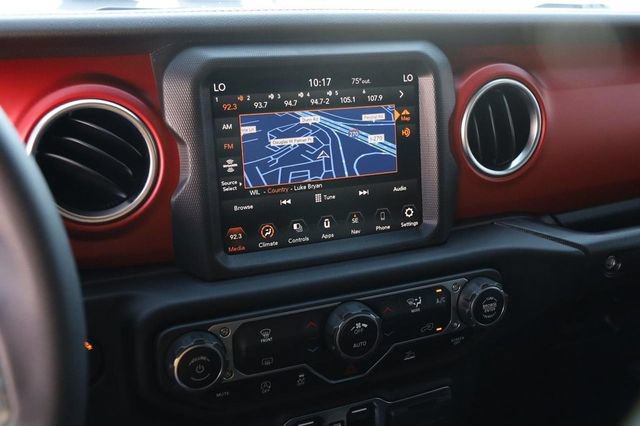 Used 2023 Jeep Wrangler Unlimited Rubicon AWD/4WD image 19