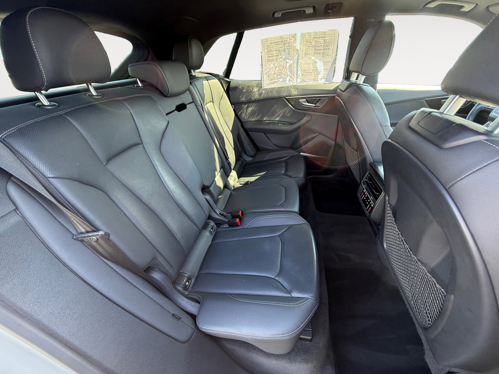 Used 2023 Audi Q8 Premium Plus w/ Premium Plus Package image 18