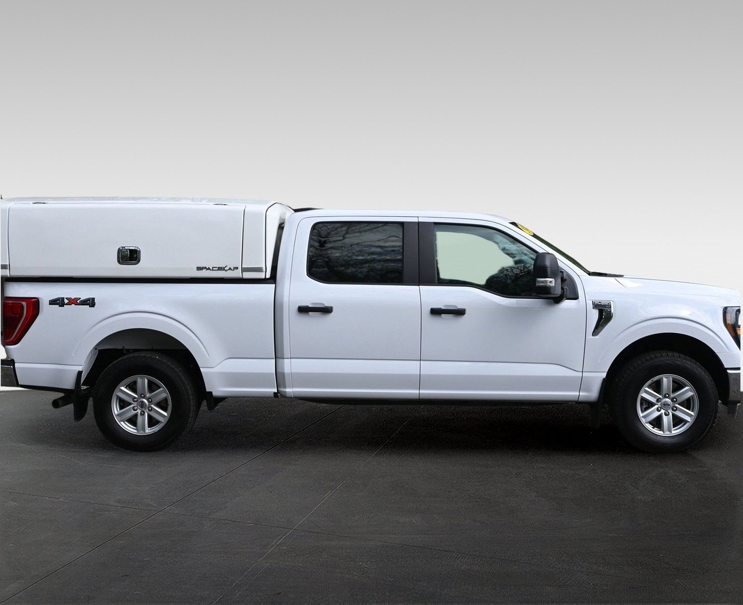 Used 2023 Ford F150 XLT w/ Trailer Tow Package AWD/4WD image 8