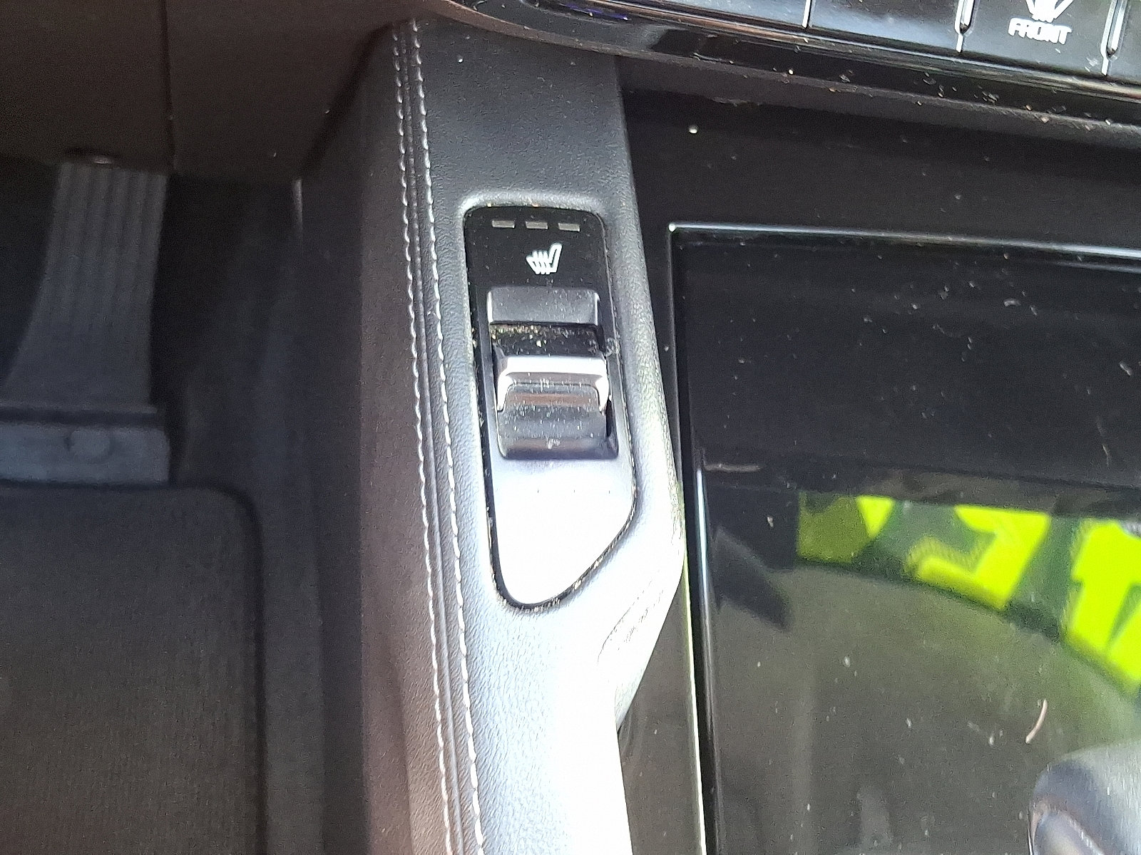 Certified 2022 Kia Telluride EX w/ EX Premium Package image 28