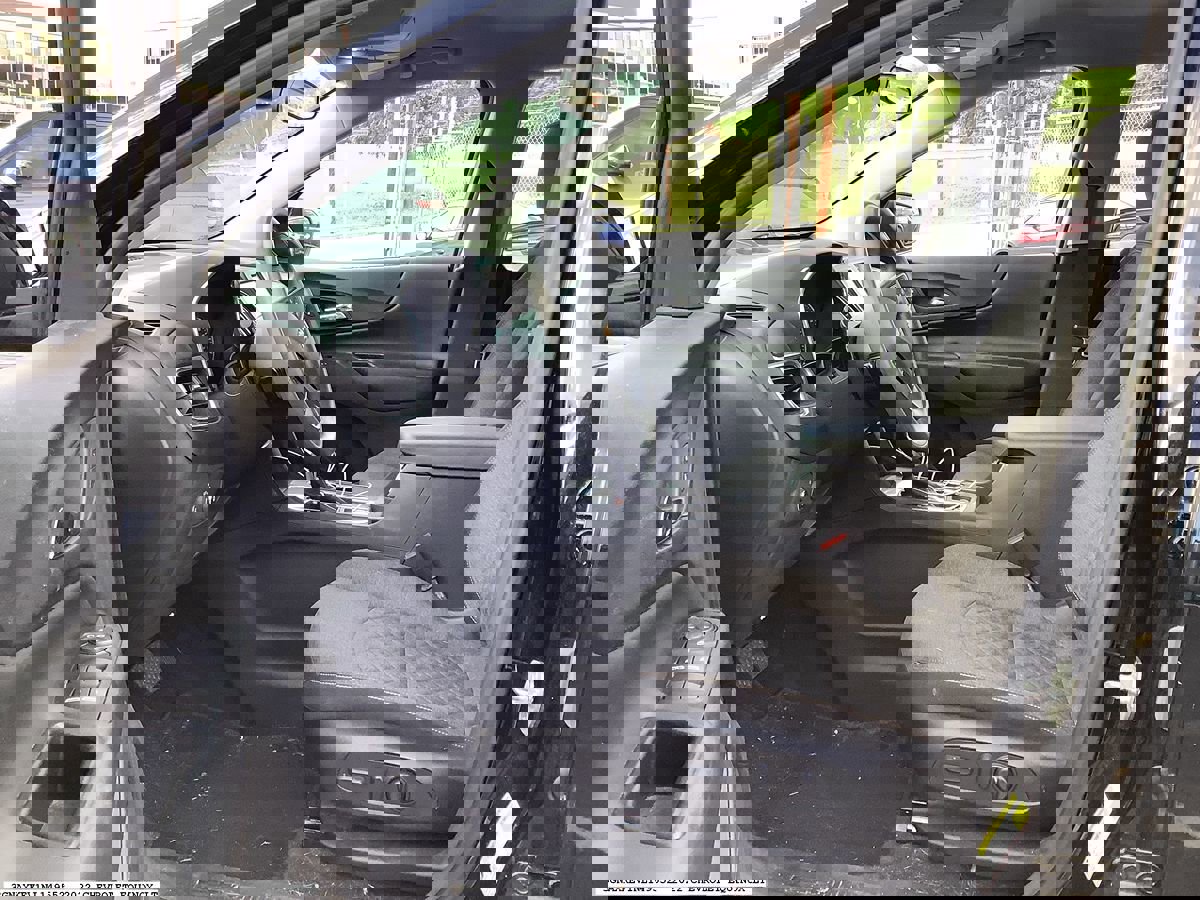 Used 2022 Chevrolet Equinox LT FWD image 8