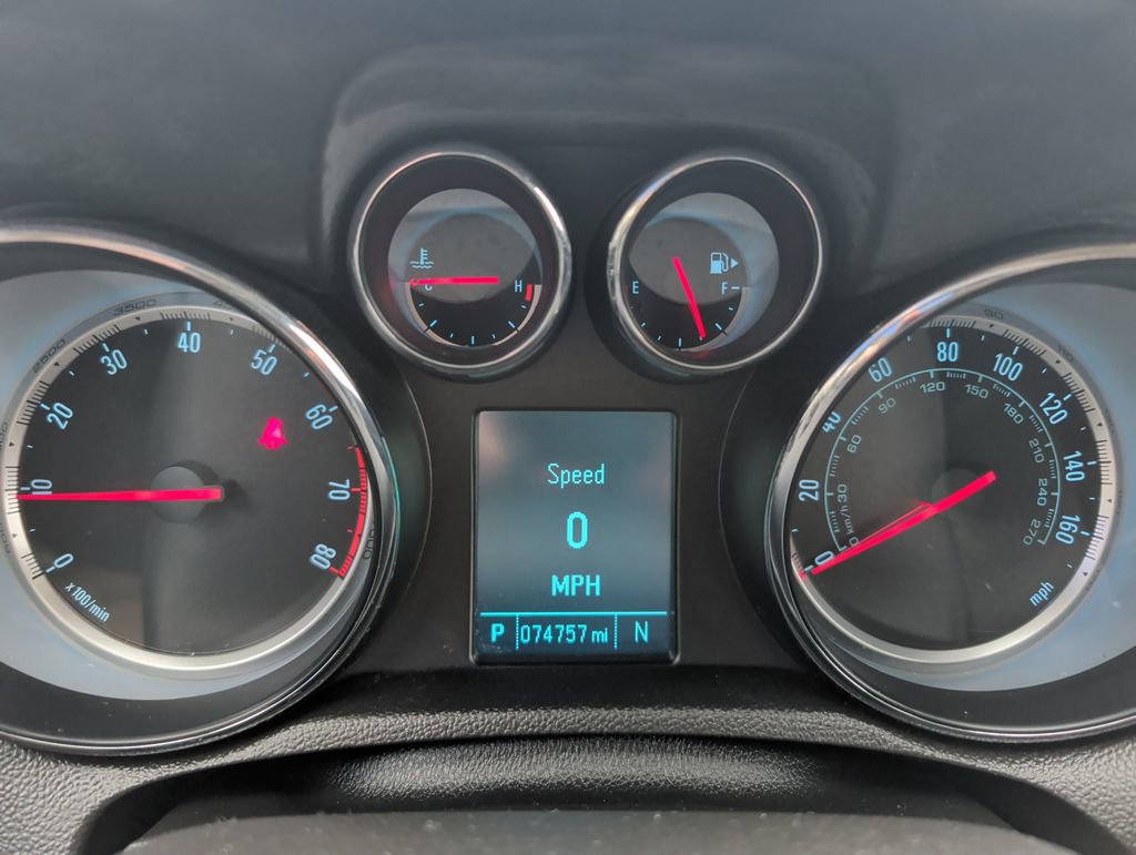 Used 2013 Buick Encore Premium image 12