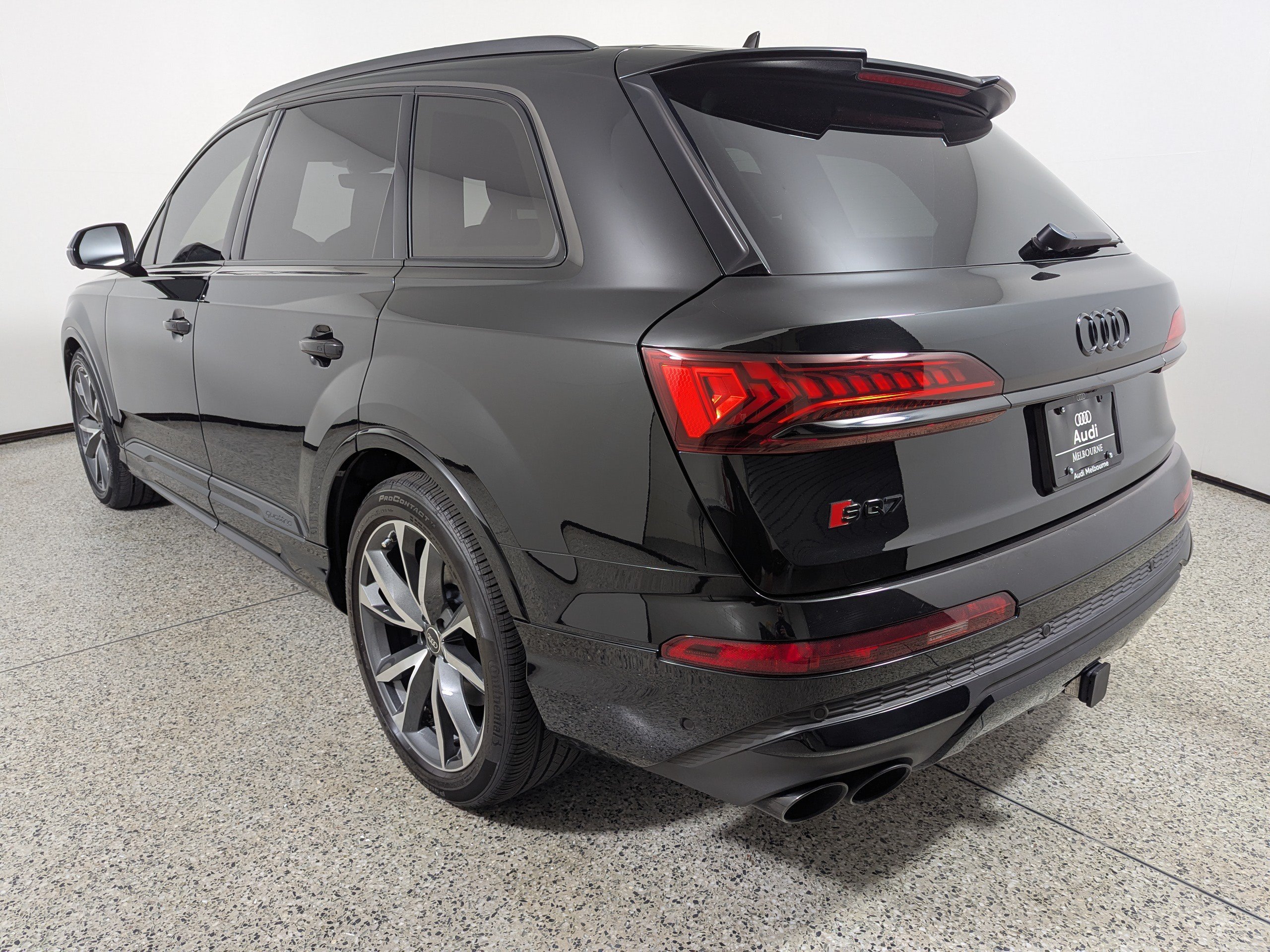 Used 2023 Audi SQ7 Premium Plus w/ Executive Package AWD/4WD image 5