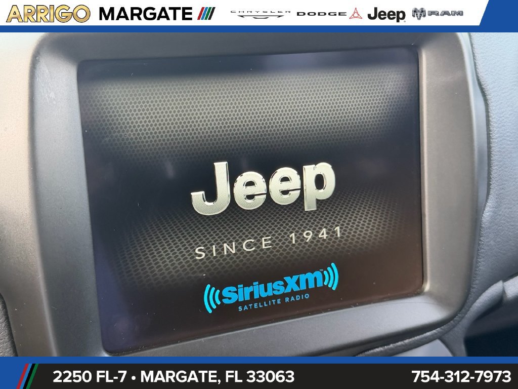 Certified 2023 Jeep Renegade Latitude AWD/4WD image 22