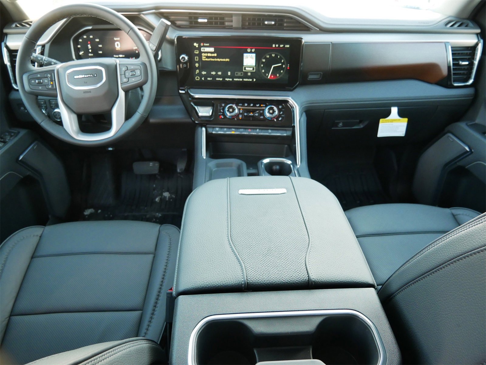 New 2026 GMC Sierra 3500 Denali w/ Denali Reserve Package image 7