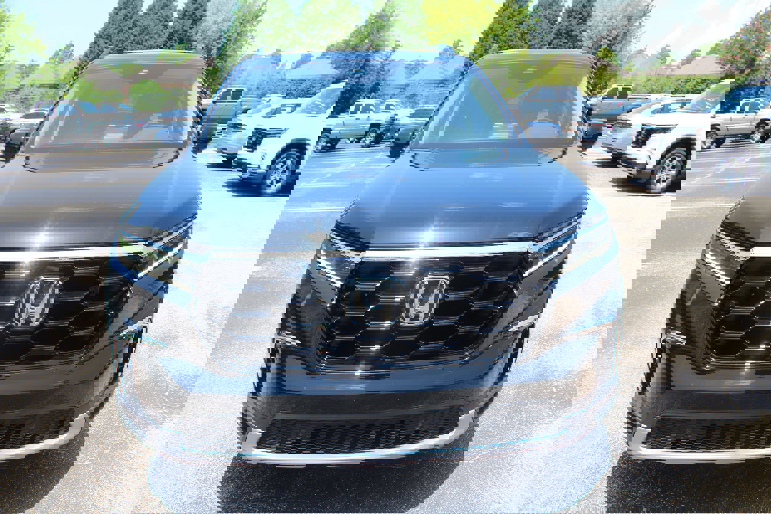 New 2025 Honda Pilot Touring image 3