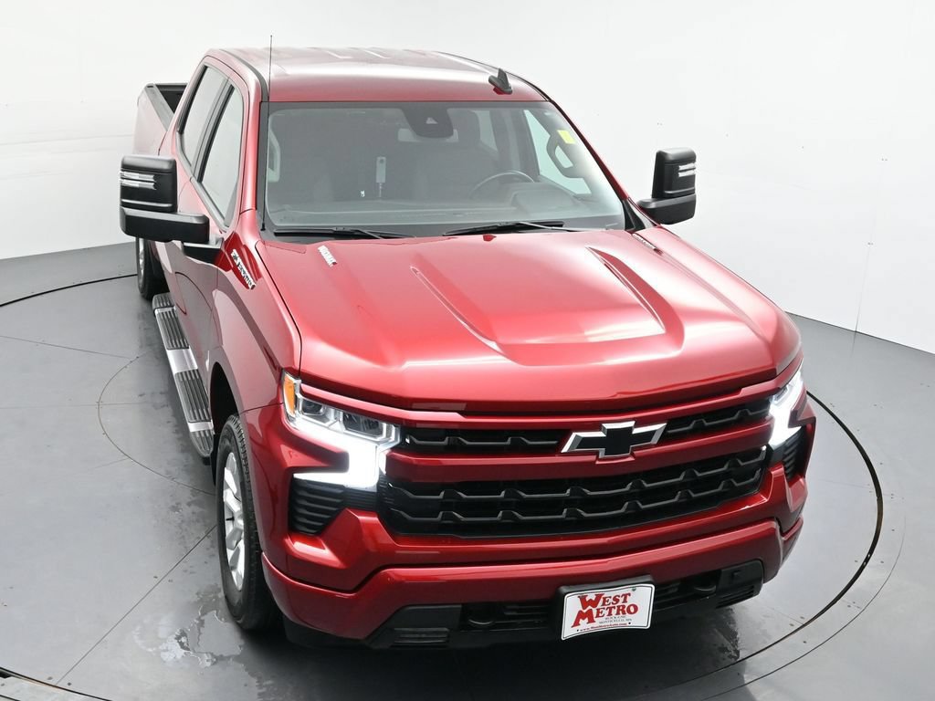 Used 2023 Chevrolet Silverado 1500 RST w/ Convenience Package II AWD/4WD image 6