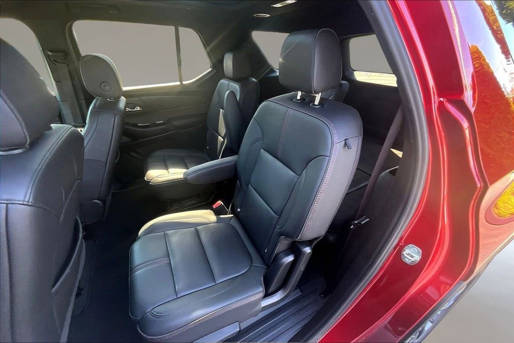 Used 2023 Chevrolet Traverse RS AWD/4WD image 22
