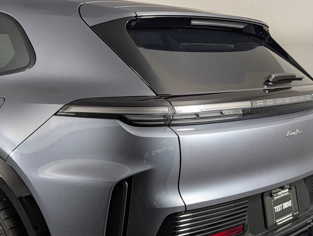 New 2026 Porsche Cayenne Turbo AWD/4WD image 16