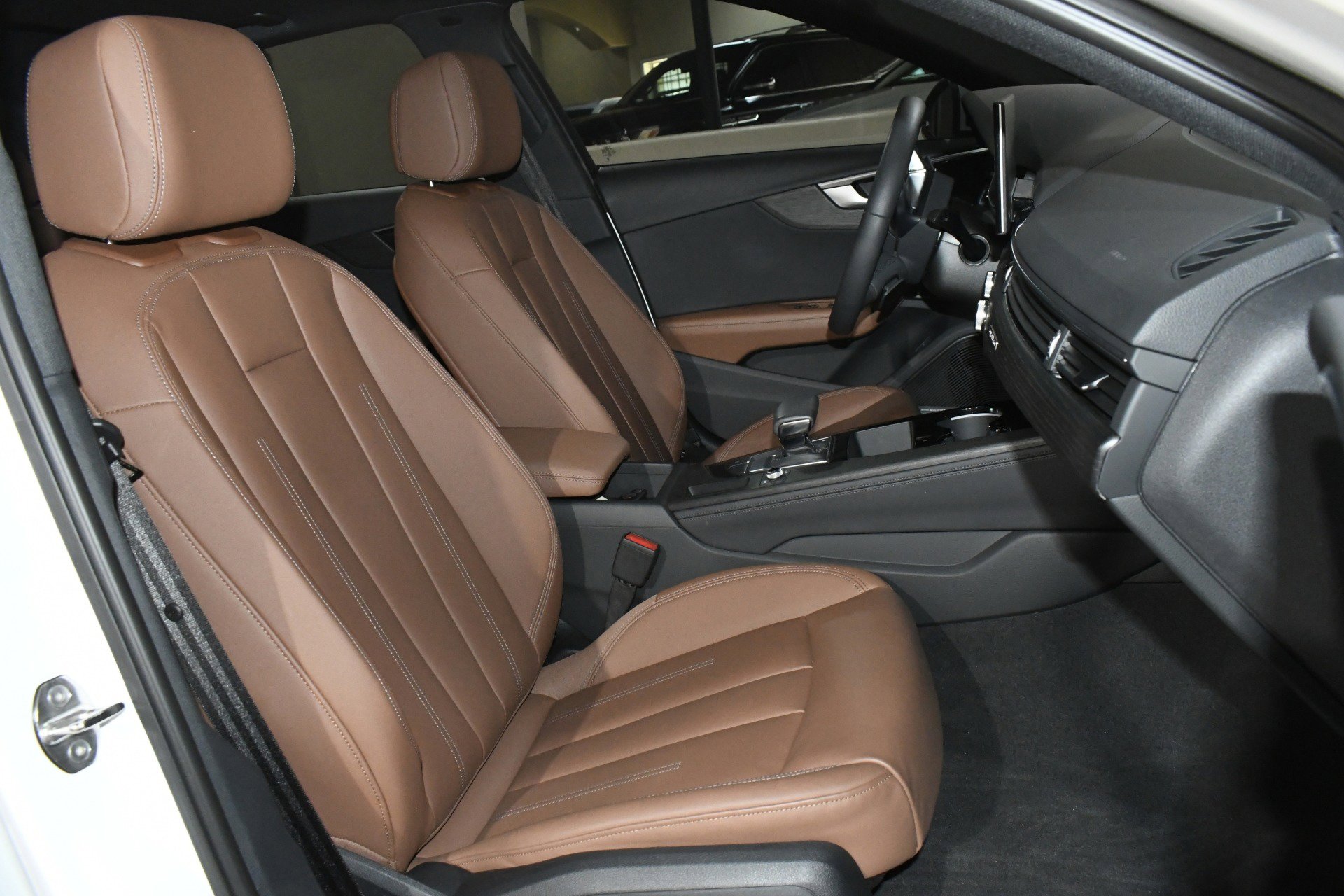 Used 2024 Audi A4 2.0T Premium Plus image 8