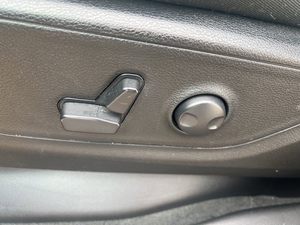 Used 2023 RAM 1500 Big Horn image 18