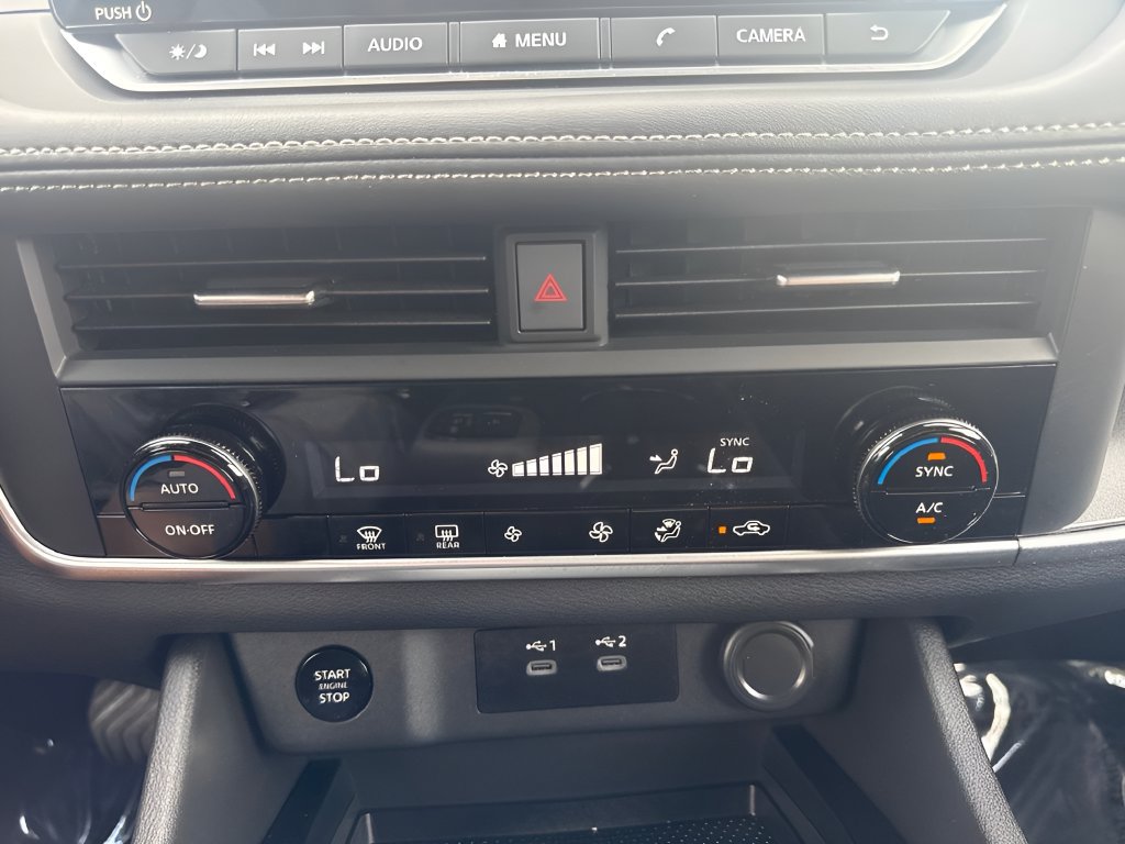 Used 2026 Nissan Rogue SV AWD/4WD image 15