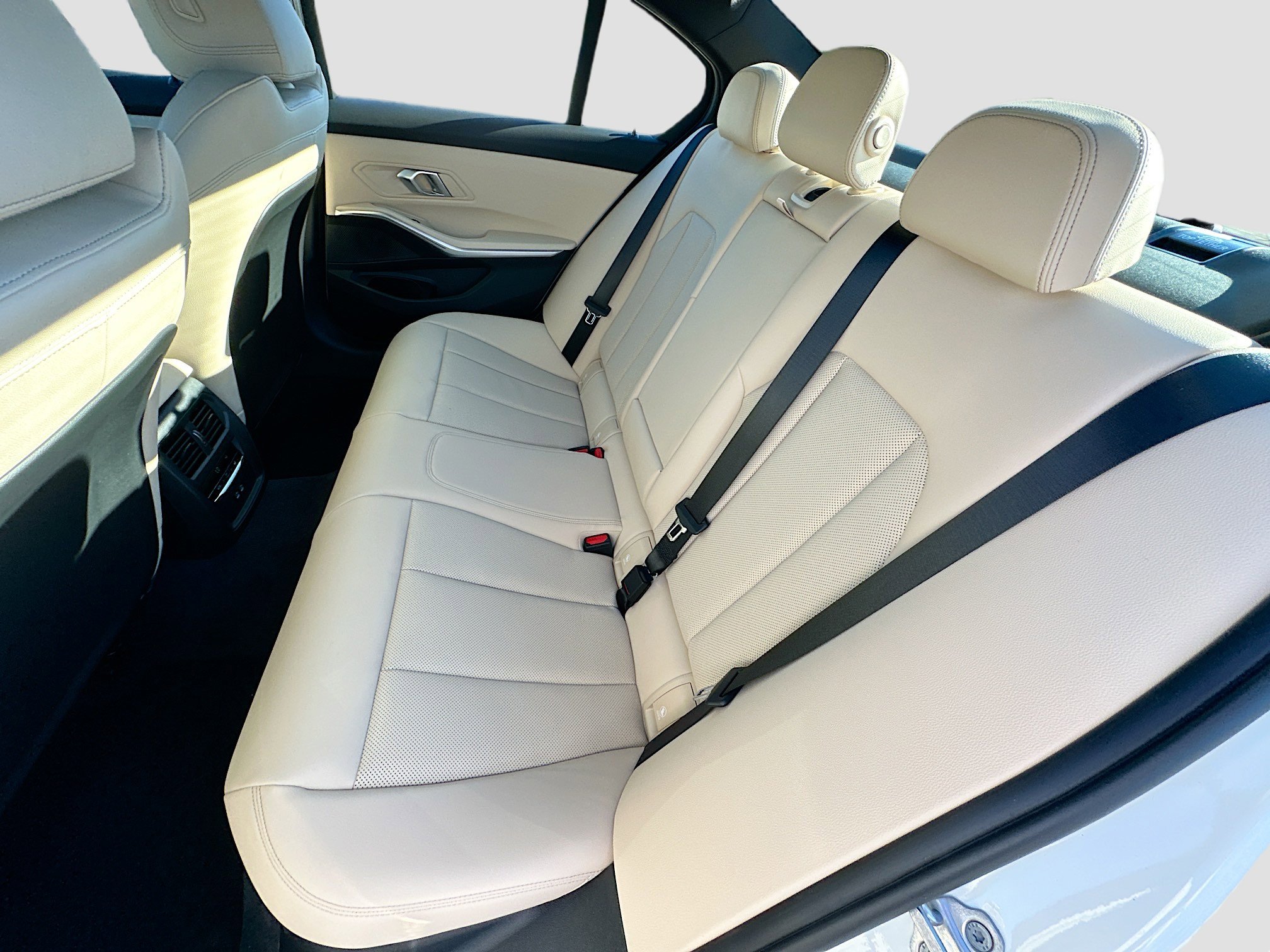 New 2026 BMW 330i 330i w/ Premium Package image 20