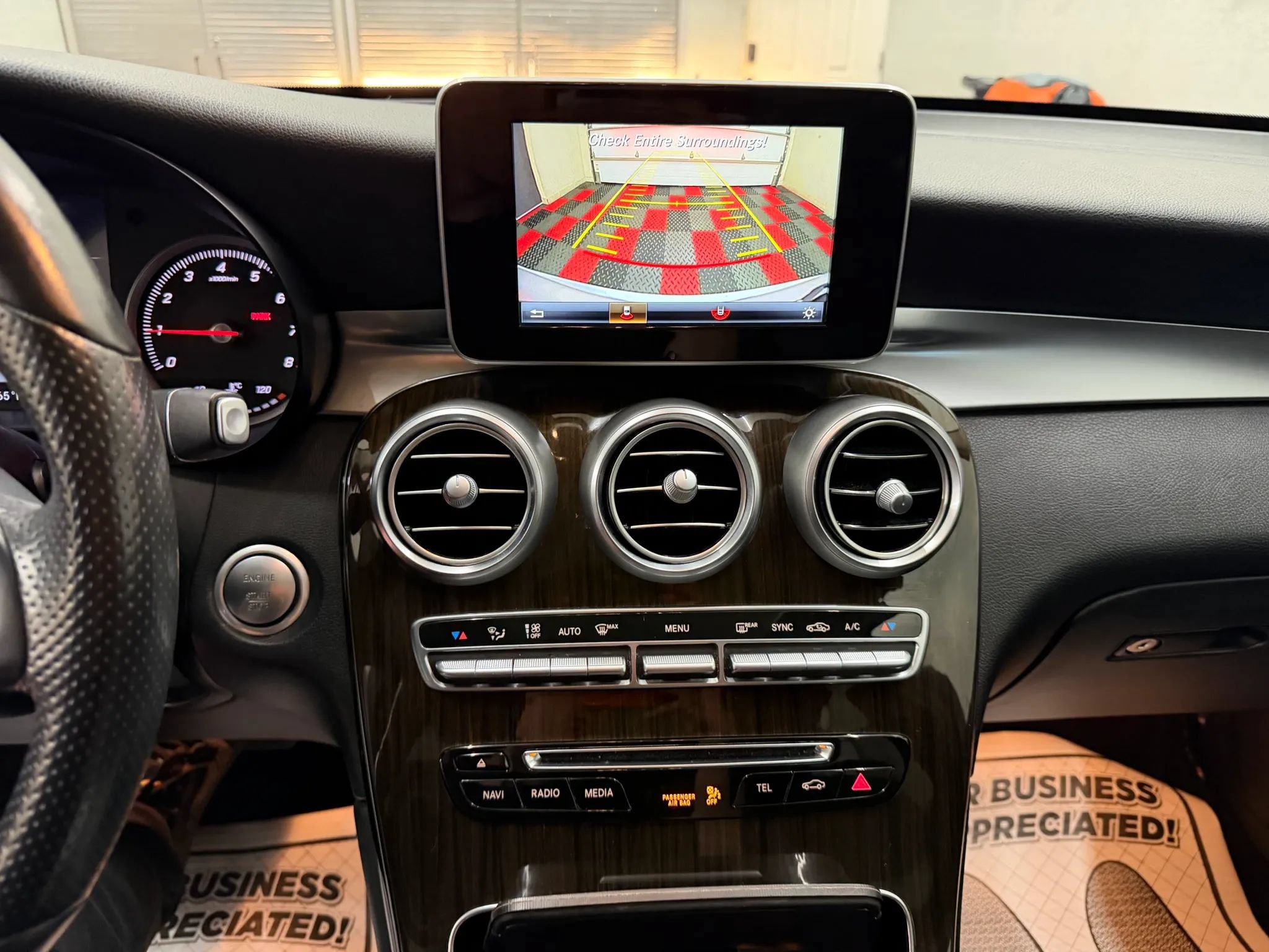 Used 2016 Mercedes-Benz GLC 300 4MATIC image 17