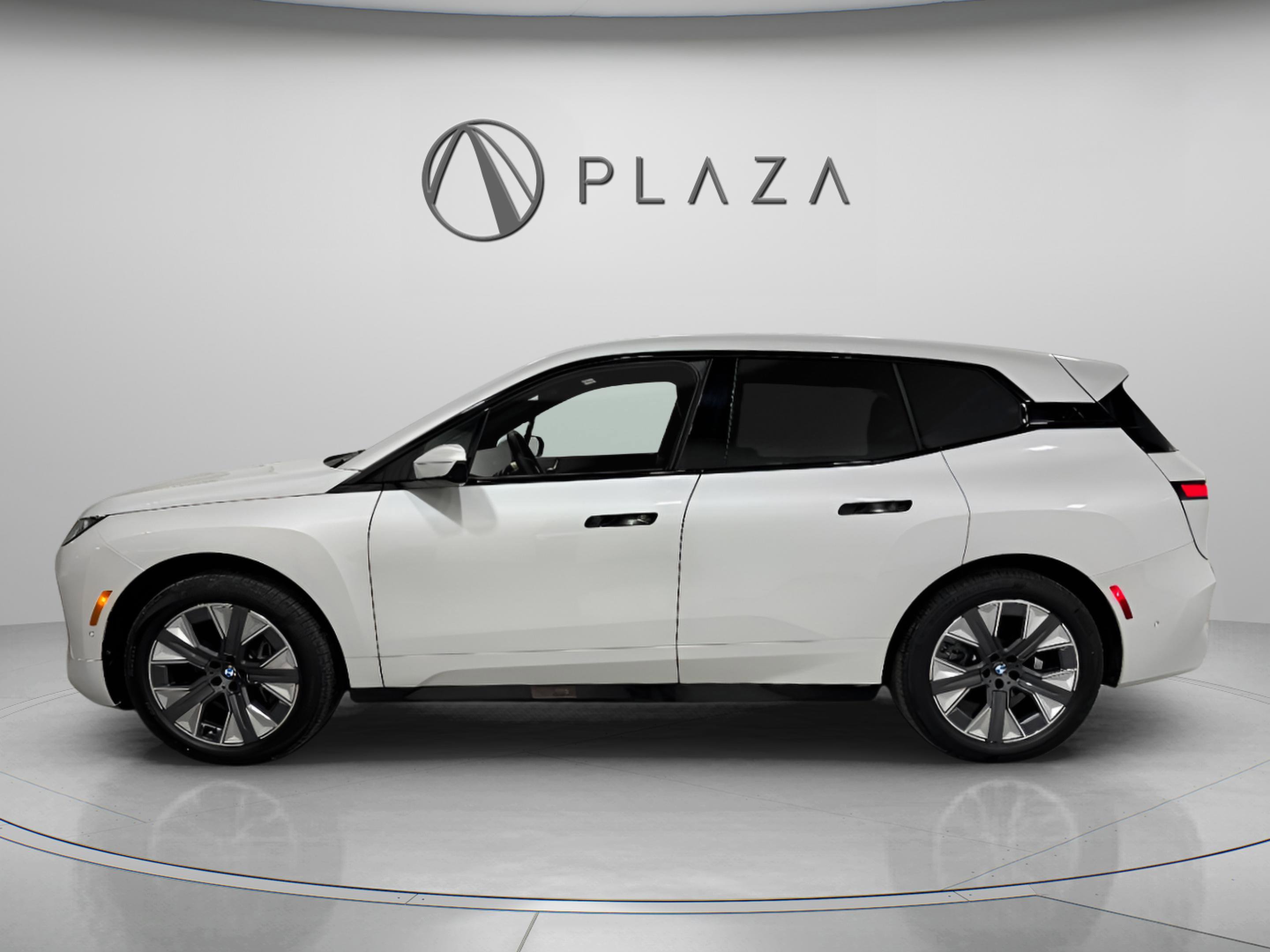 New 2026 BMW iX xDrive45 image 2