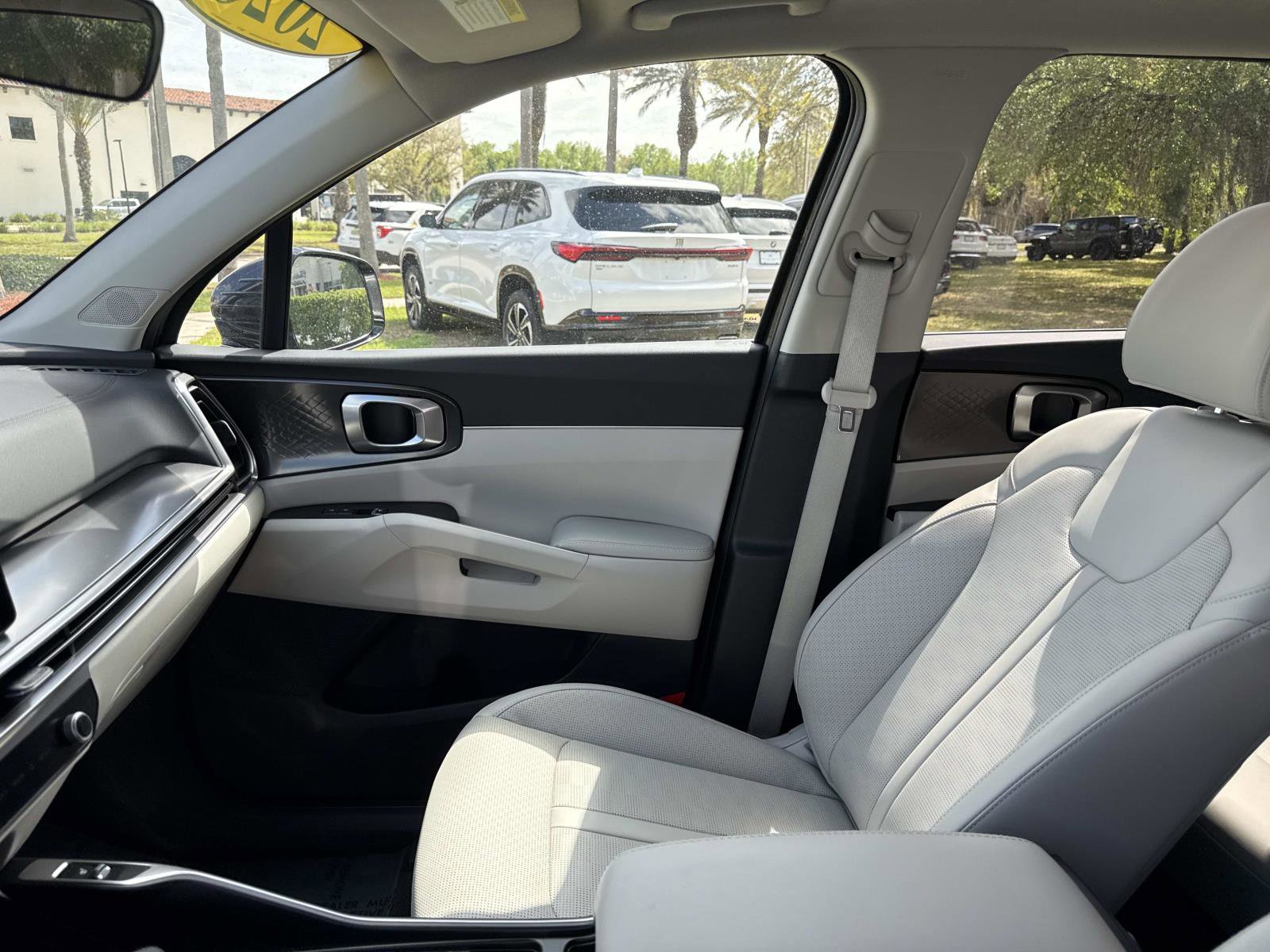 Used 2026 Kia Sorento S w/ S Panoramic Sunroof Package FWD image 23