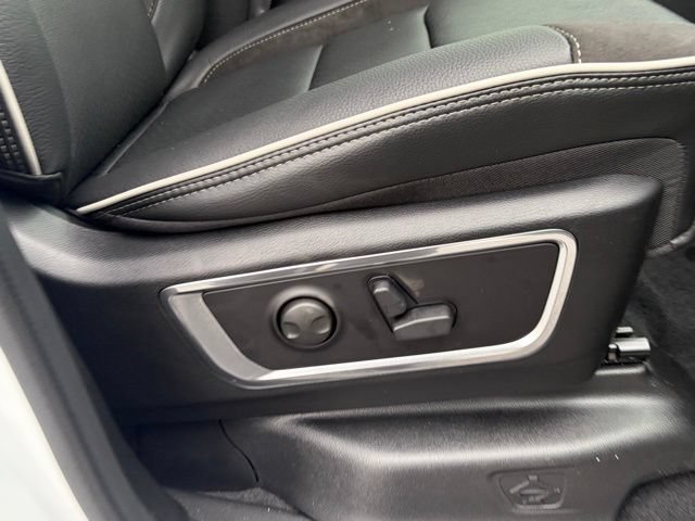 New 2026 RAM 1500 Laramie w/ Night Edition AWD/4WD image 30
