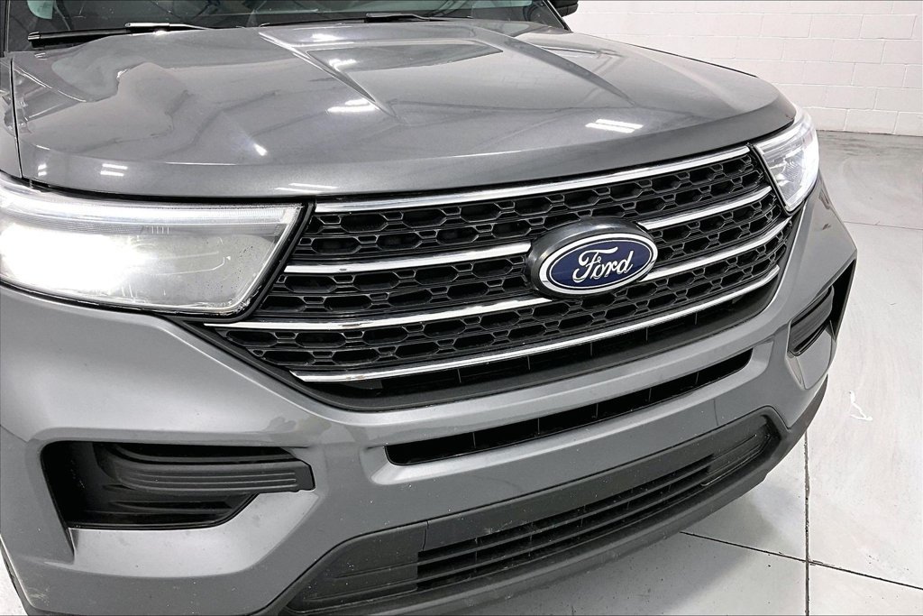 Used 2024 Ford Explorer XLT RWD image 34