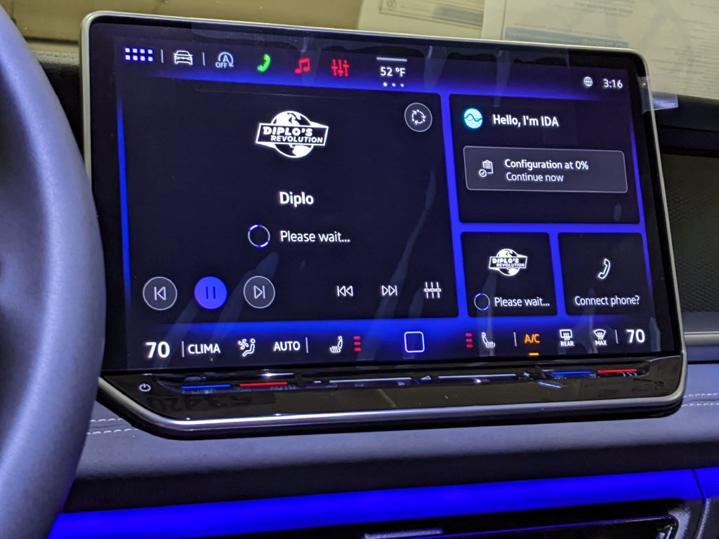 New 2026 Volkswagen Tiguan SE AWD/4WD image 16