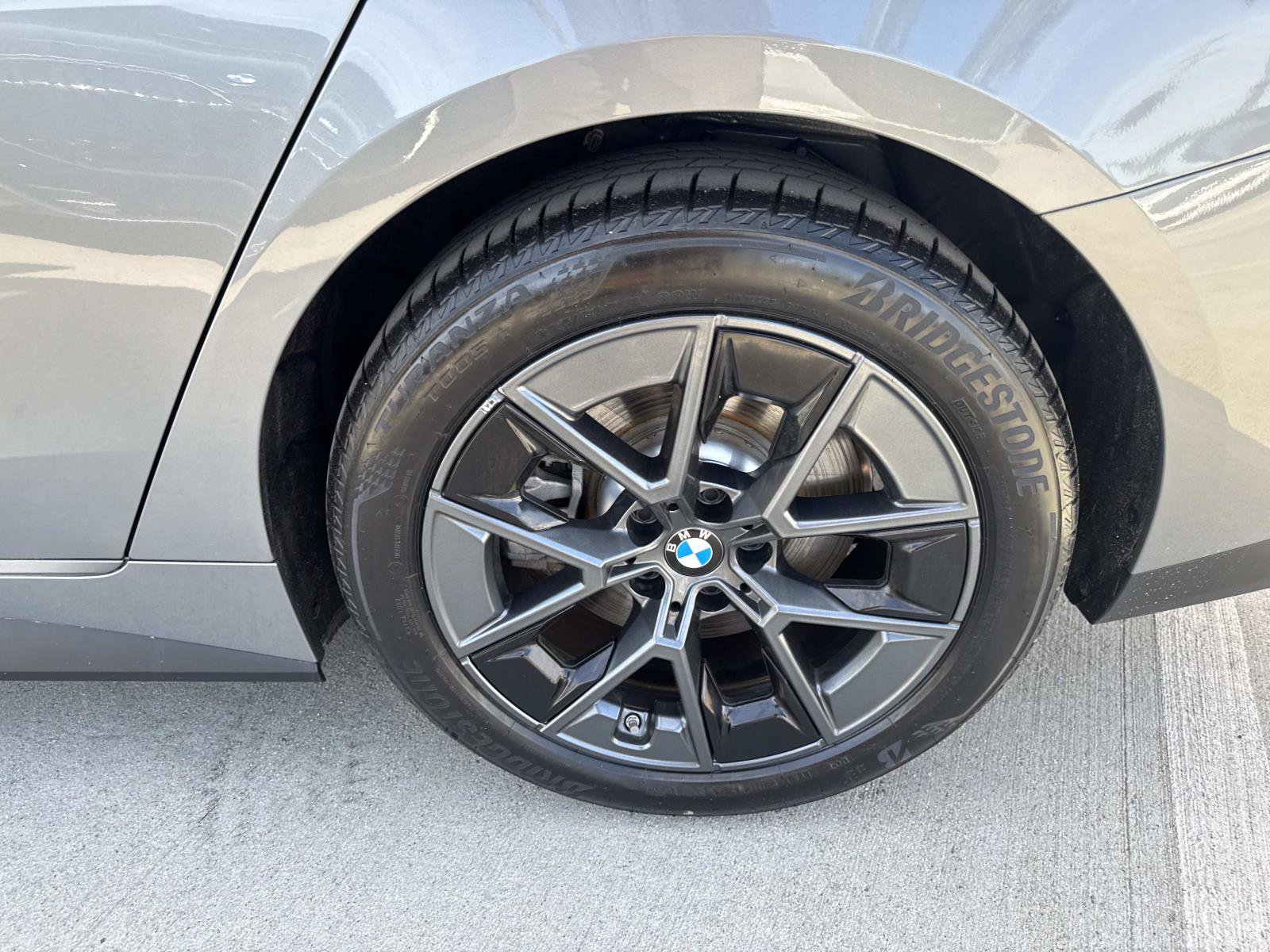 Used 2025 BMW i4 xDrive40i w/ Premium Package image 6