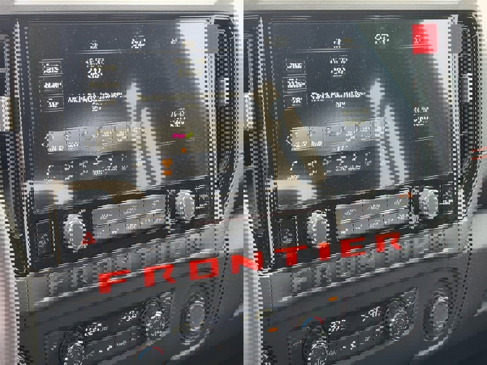 New 2025 Nissan Frontier PRO-4X image 25