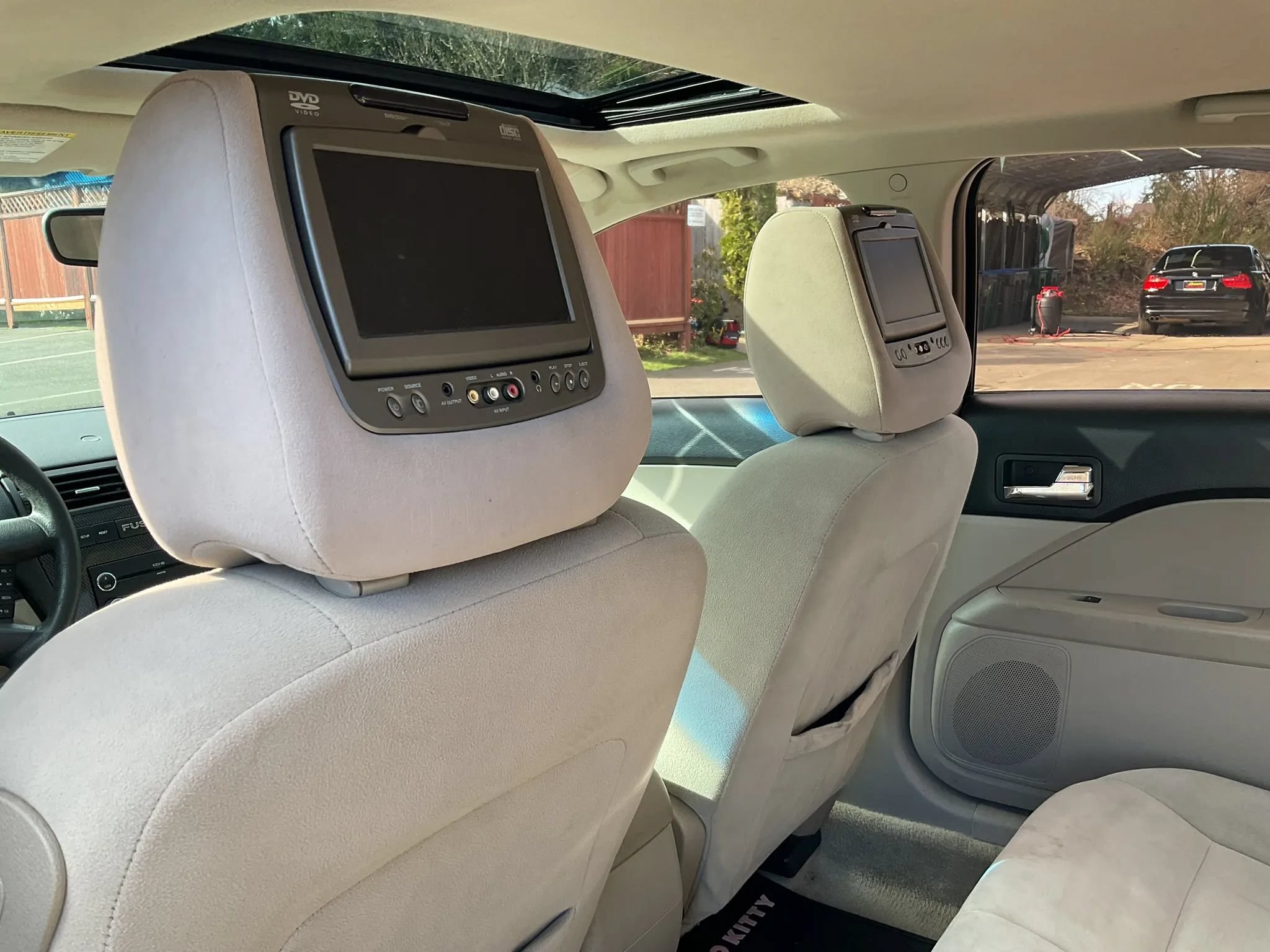 Used 2009 Ford Fusion SE FWD image 23