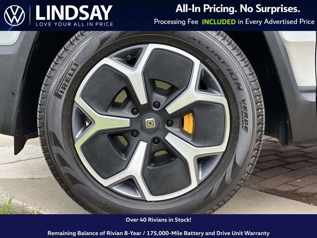 Used 2023 Rivian R1S Adventure image 8